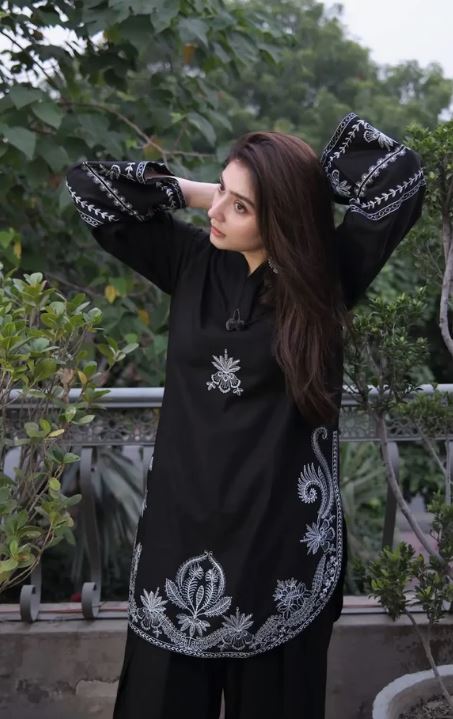 KUNAAR EMBROIDERY 2PC (FARSHI)