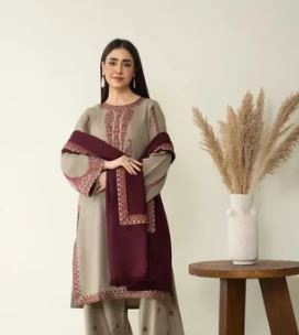 ROMISA EMBROIDERY 2PC (Marina stuff)