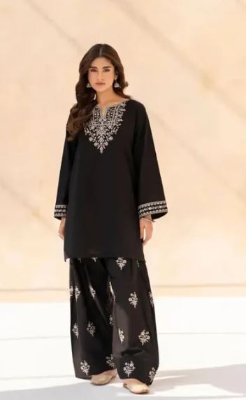 BLACK SAJAL SET ( FARSHI SHALWAR )